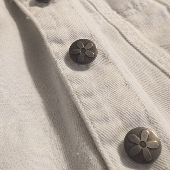 Short Jean Jacket - Picture 3 of 3